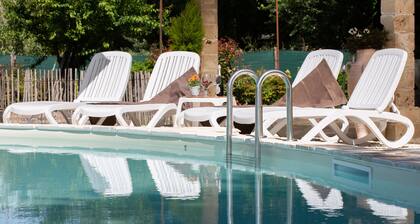 Siria Apartment with Pool