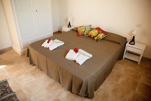 2 Schlafzimmer, Bügeleisen/Bügelbrett, Reisekinderbett, kostenloses WLAN
