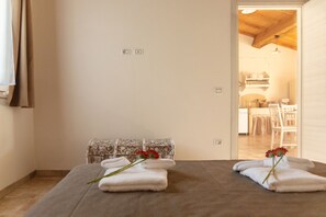 2 Schlafzimmer, Bügeleisen/Bügelbrett, Reisekinderbett, kostenloses WLAN