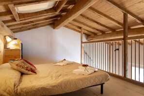 2 camere, ferro/asse da stiro, culla da viaggio, Wi-Fi gratuito