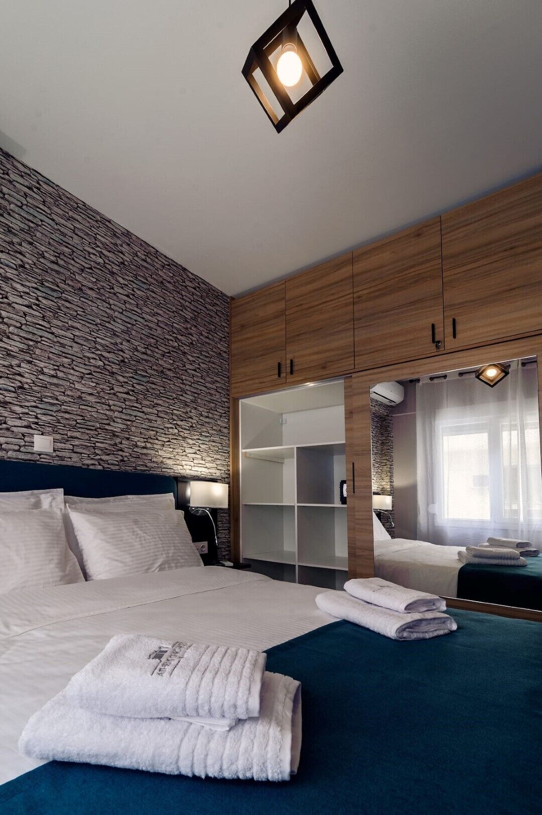 2 Schlafzimmer, Zimmersafe, Bügeleisen/Bügelbrett, kostenloses WLAN