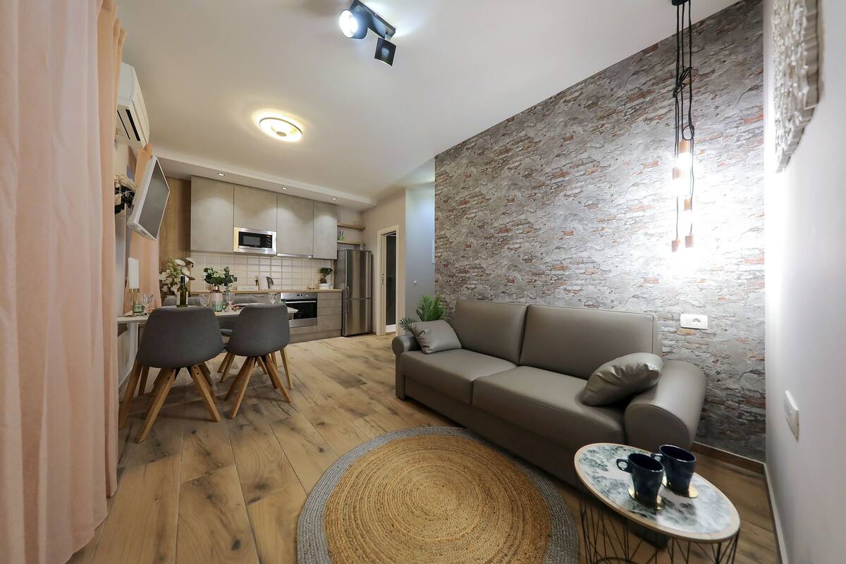 Classic Apartment, 1 Bedroom, City View | Living area | 50-cm Smart TV with digital channels, TV, streaming services