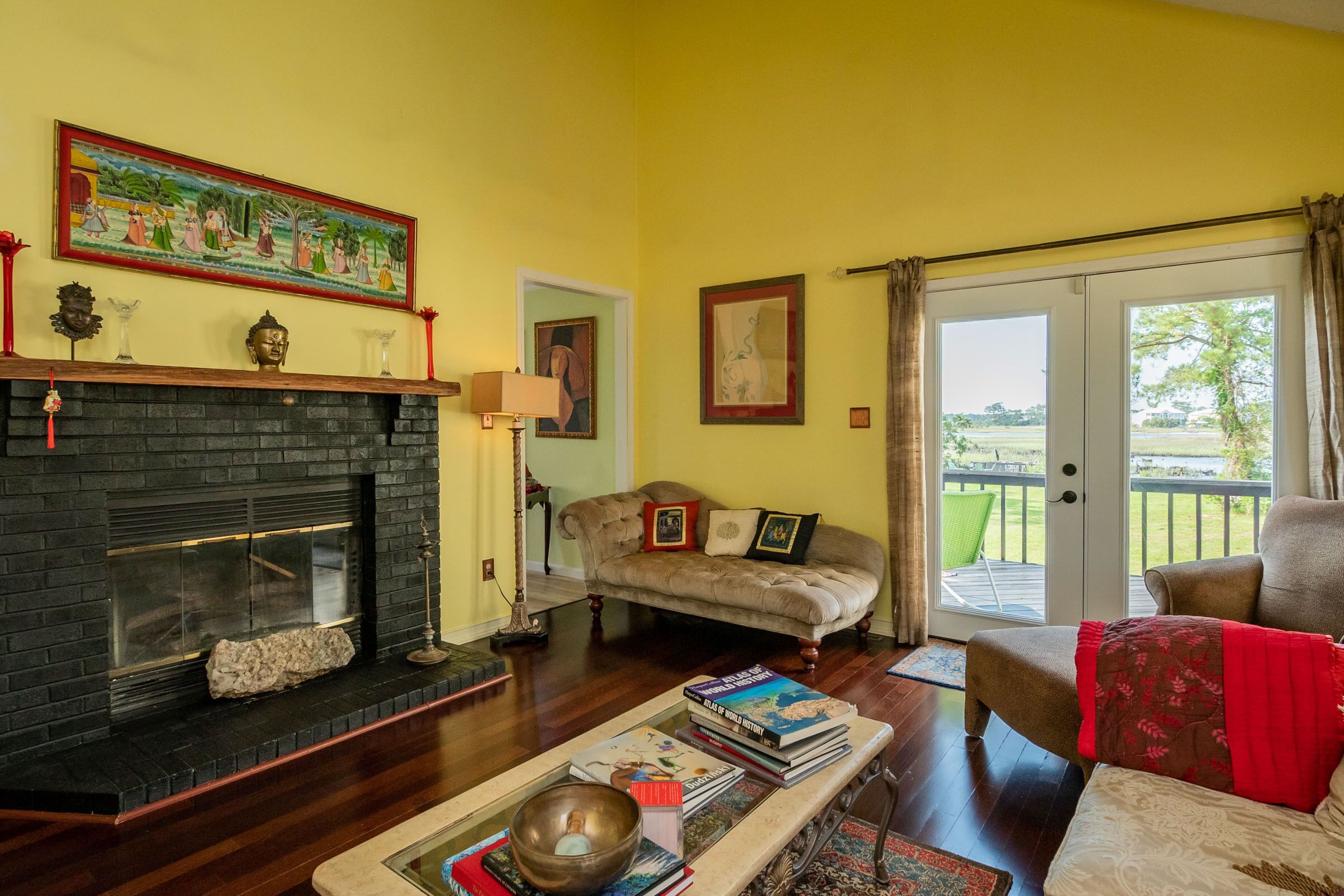 Dockside Paradise: Artsy and Eclectic with Views of Intracoastal Waterway