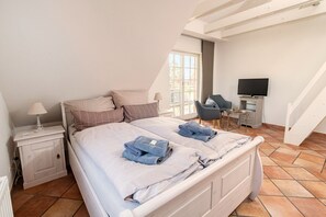 Condo | 1 bedroom, in-room safe, individually decorated, individually furnished - Das Backhaus 3 (Stoltebuell)