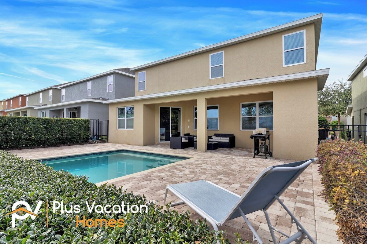 371L Pet Friendly 6BD Home-Private Pool / Games