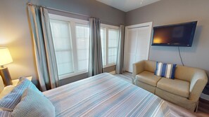2 bedrooms, iron/ironing board, Internet, bed sheets