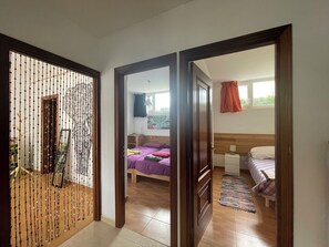 4 bedrooms, free WiFi, bed sheets