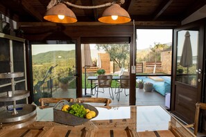 Dining - Dandy Villas Nea Roda - Melodic Waves - Private - Pool - Parking - Cellar (Aristotelis)