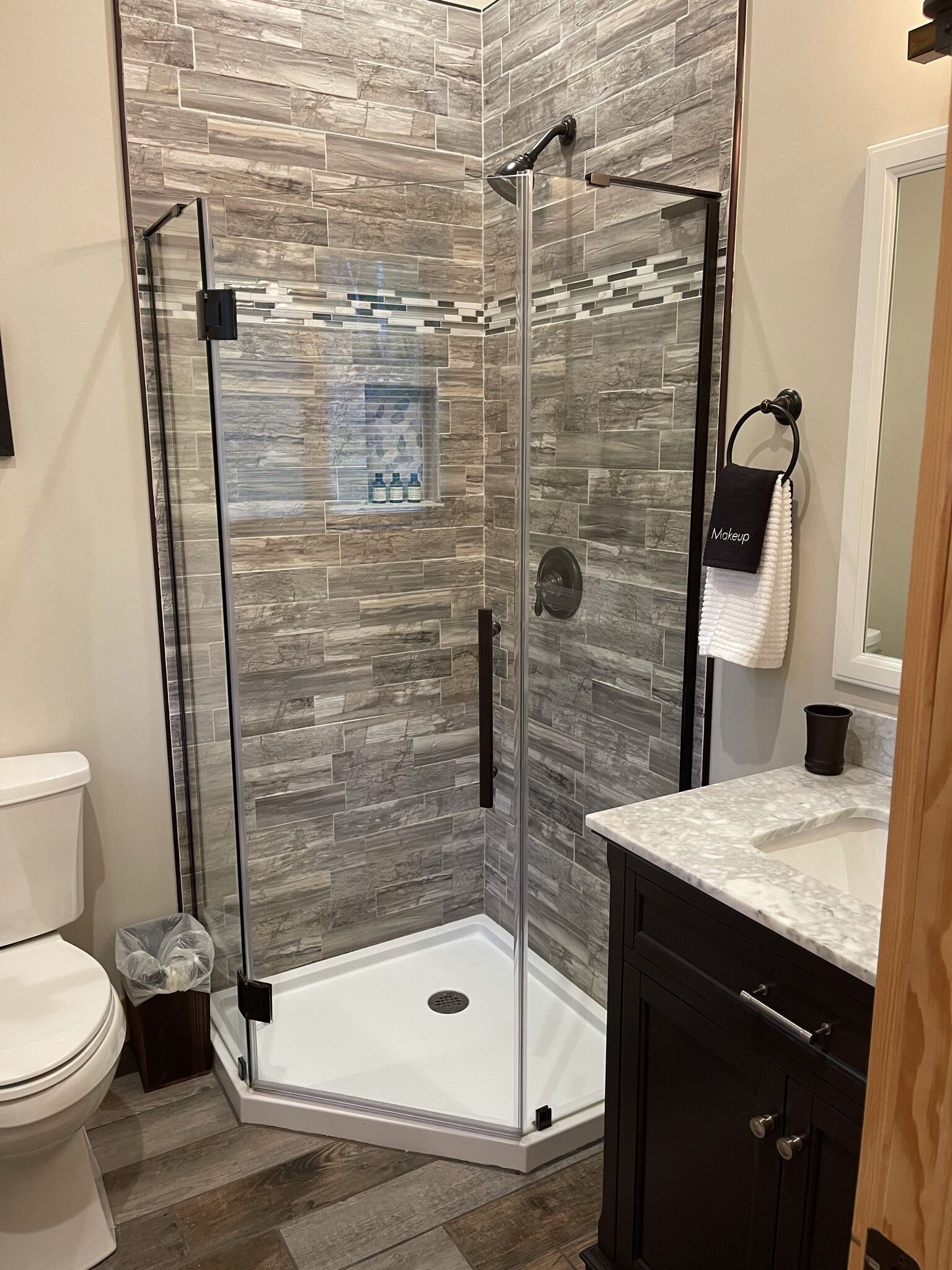 Combined shower/tub, hair dryer, towels, soap