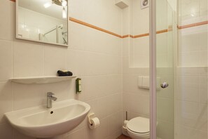 Bathroom - Das Backhaus 4 (Stoltebuell)