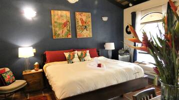 1 bedroom, in-room safe, desk, iron/ironing board