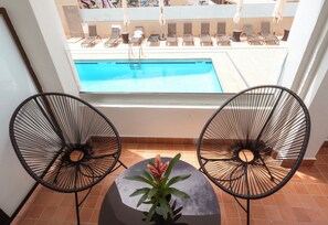 Literie hypoallergénique, coffres-forts dans les chambres, bureau