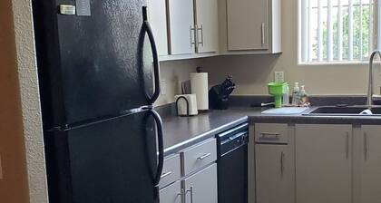 2nd floor 2 Bedroom Condo with Balcony