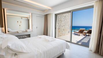 2 bedrooms, in-room safe, free WiFi, bed sheets