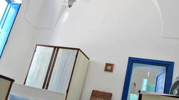 4 camere, ferro/asse da stiro, lenzuola