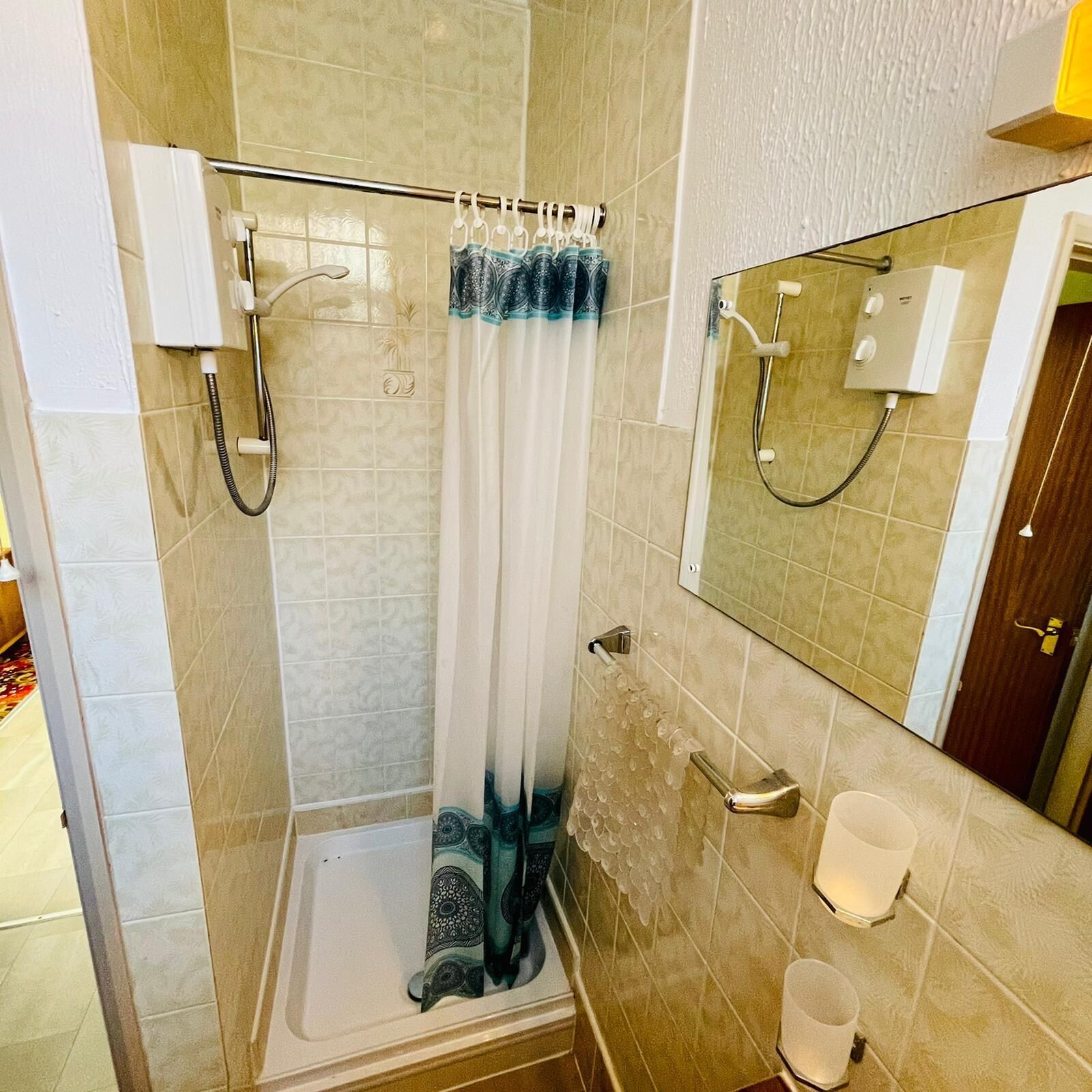 Classic-Studio-Ensuite-Sleeps 2