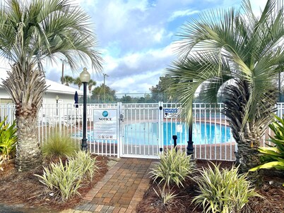 Beachside Villa South of 30A - 1 Minute Walk to Seagrove Beach