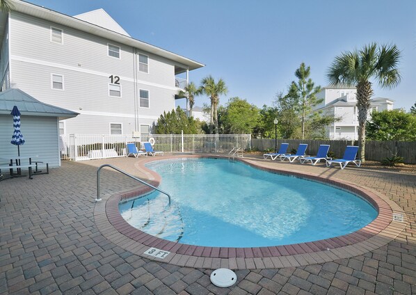 Outdoor pool, a heated pool - Beachside Villa South of 30A - 1 Minute Walk to Seagrove Beach (Santa Rosa Beach)