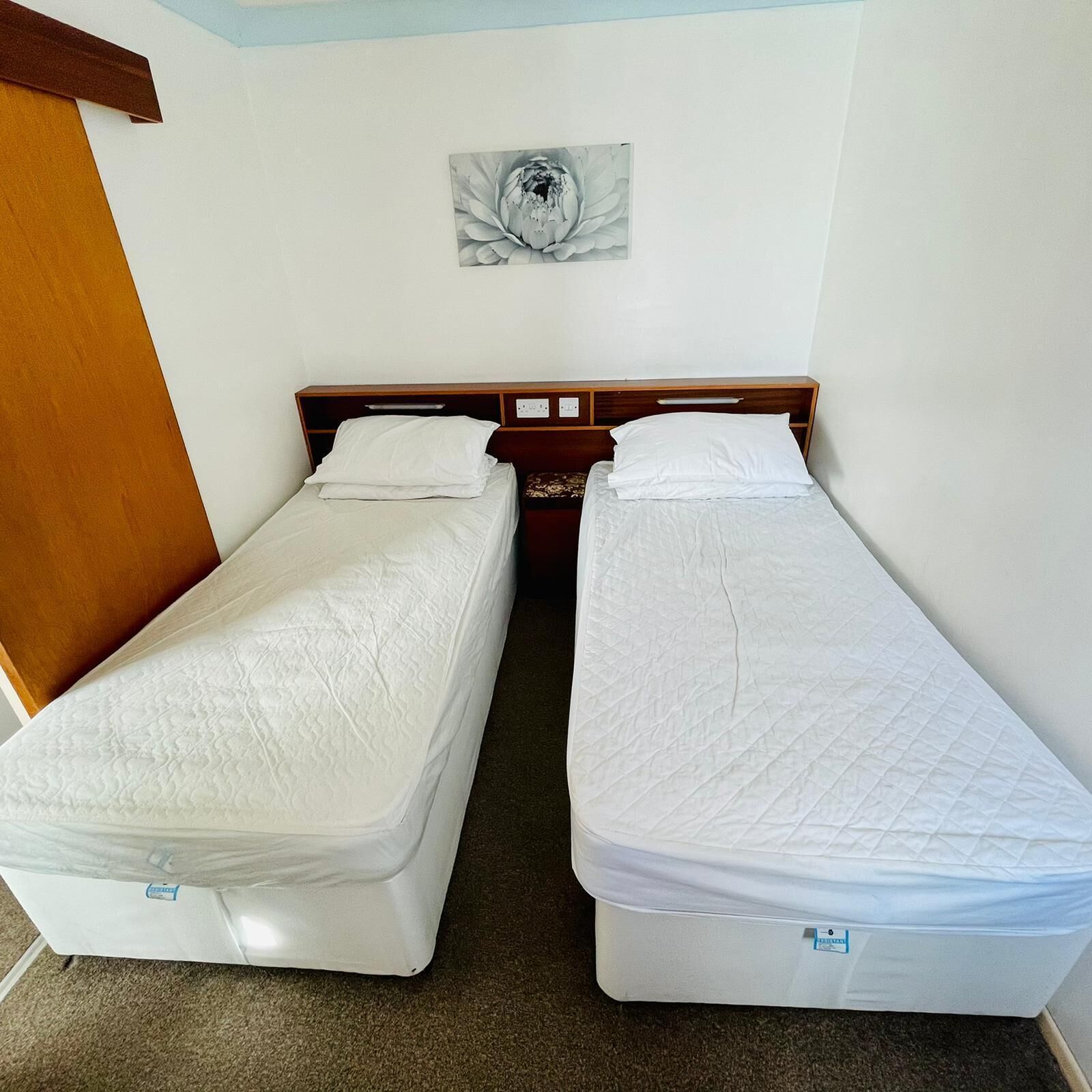 Quadruple Apartment With Garden Access