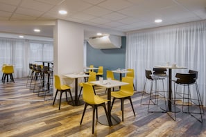 Daily buffet breakfast (EUR 13 per person)
