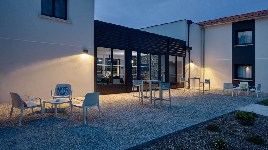 Sure Hotel by Best Western Les Portes de Montauban