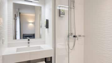 Hair dryer, towels