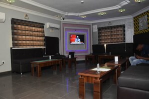 Cabana | Cozinha privada | Geladeira, micro-ondas, fogão, cooktop