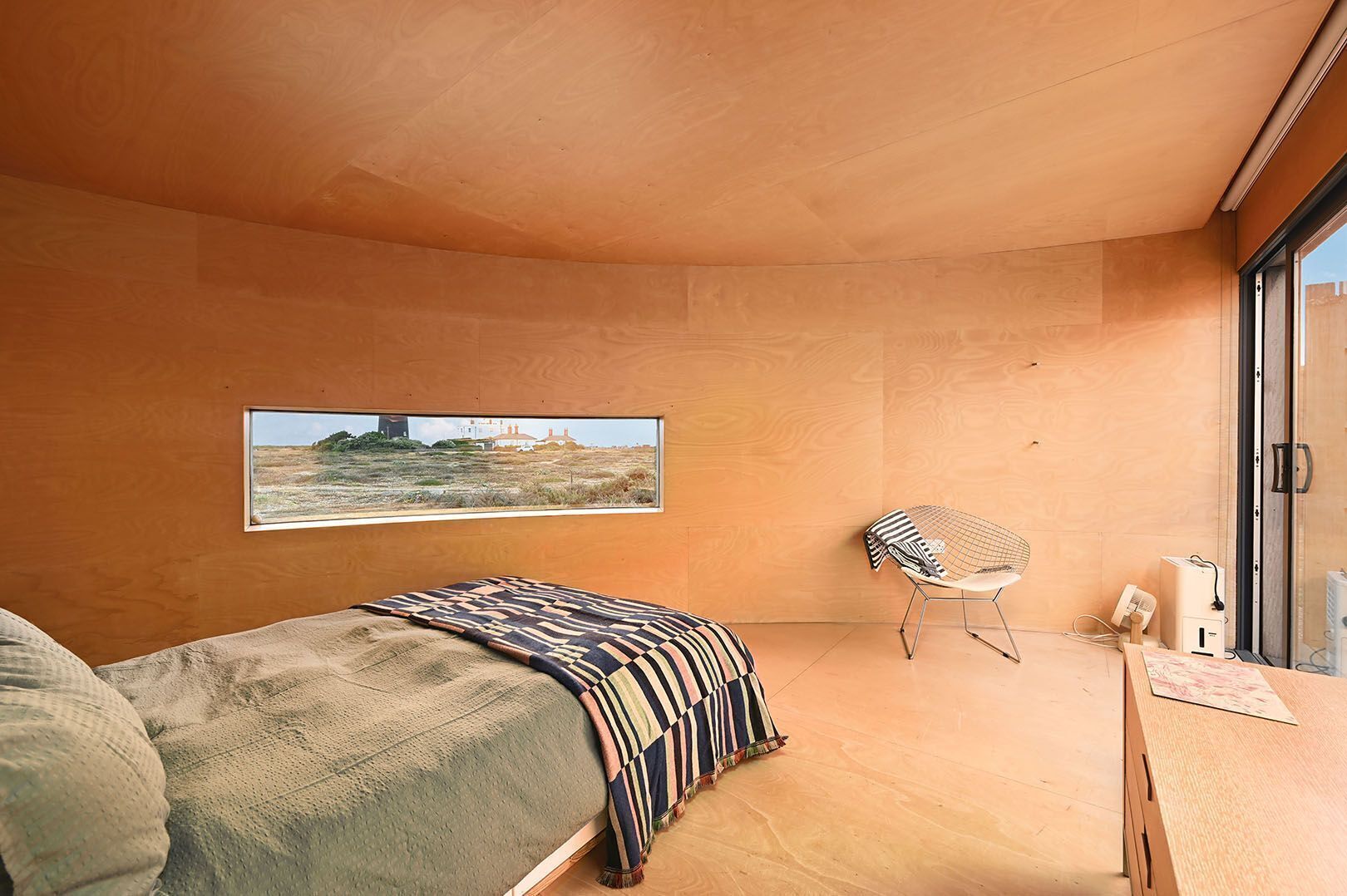 2 bedrooms, travel crib, WiFi (surcharge), bed sheets