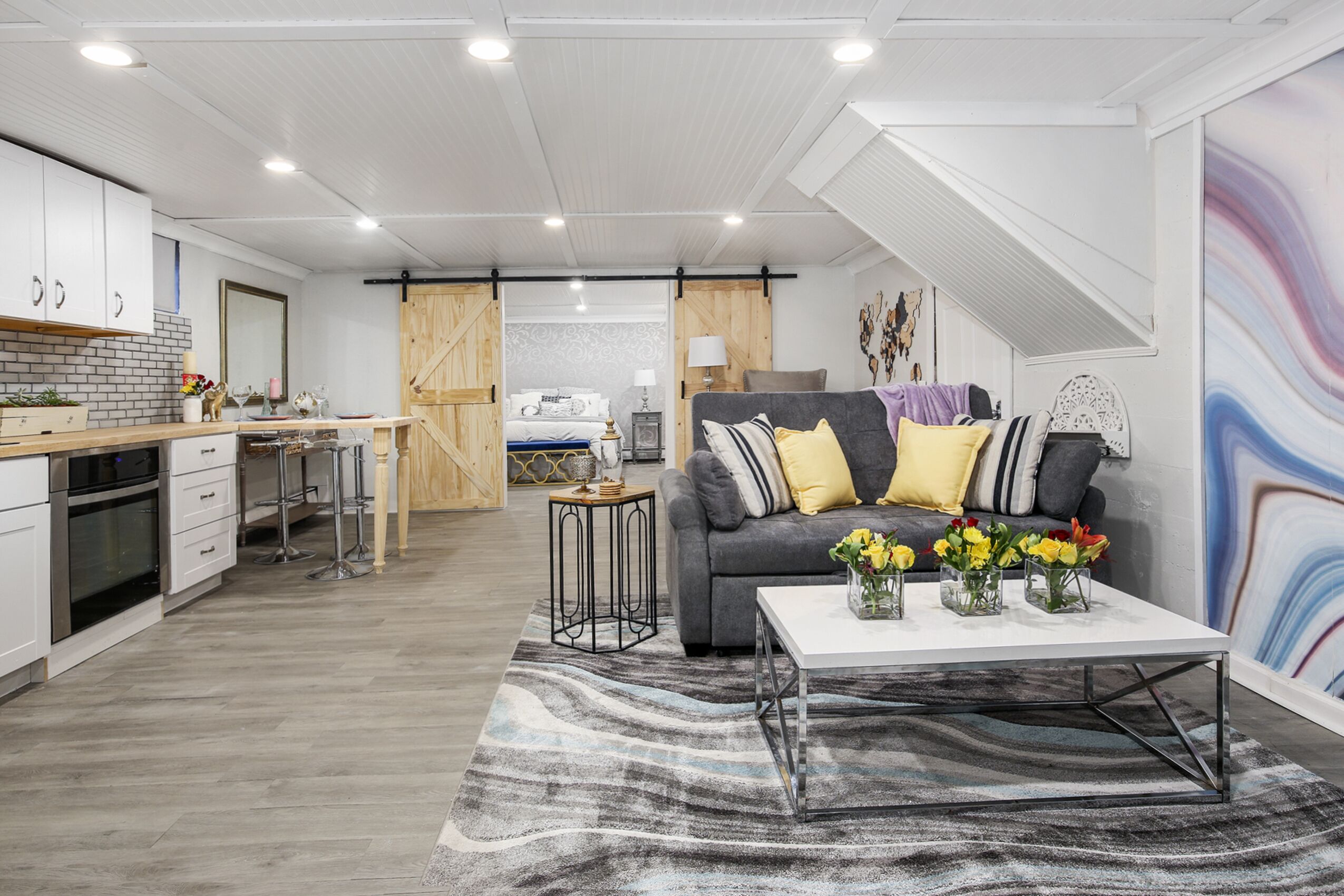 Stylish DU Apt. - Business Traveler - Sleeps 4