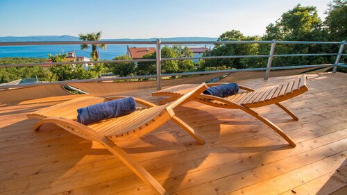 Villa Evergreen with Pool