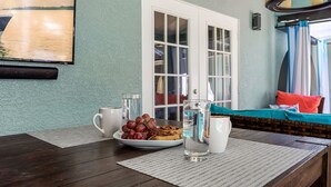Interior - Relax & Recharge- Heated Pool & Hot Tub minutes to Siesta Beach and Downtown (Sarasota)