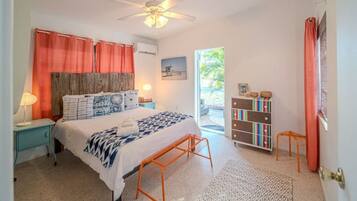 1 habitación, tabla de planchar con plancha, wifi gratis y ropa de cama