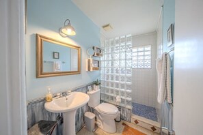 Hårtørrer, håndklæder