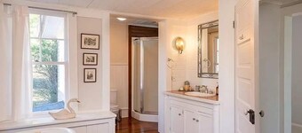 Renovated Duplex in Historic Old Salem Home