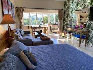 1 bedroom, desk, free WiFi, bed sheets