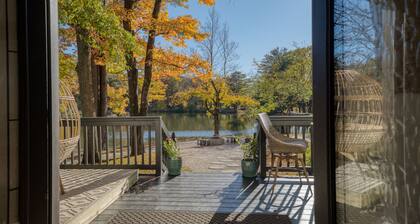 Joy Cottage - 3 Bedroom/3 Bath - Waterfront Property on Buddhist Temple Grounds