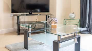 Apartamento, baño privado, vistas al patio (No.5) | Salón