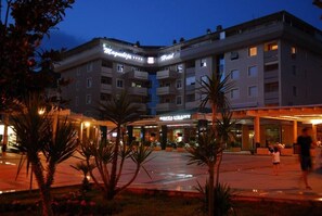 Exterior - Hotel Magnolia (Tivat)