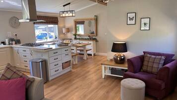 Premium Apartment, Ensuite | Lounge