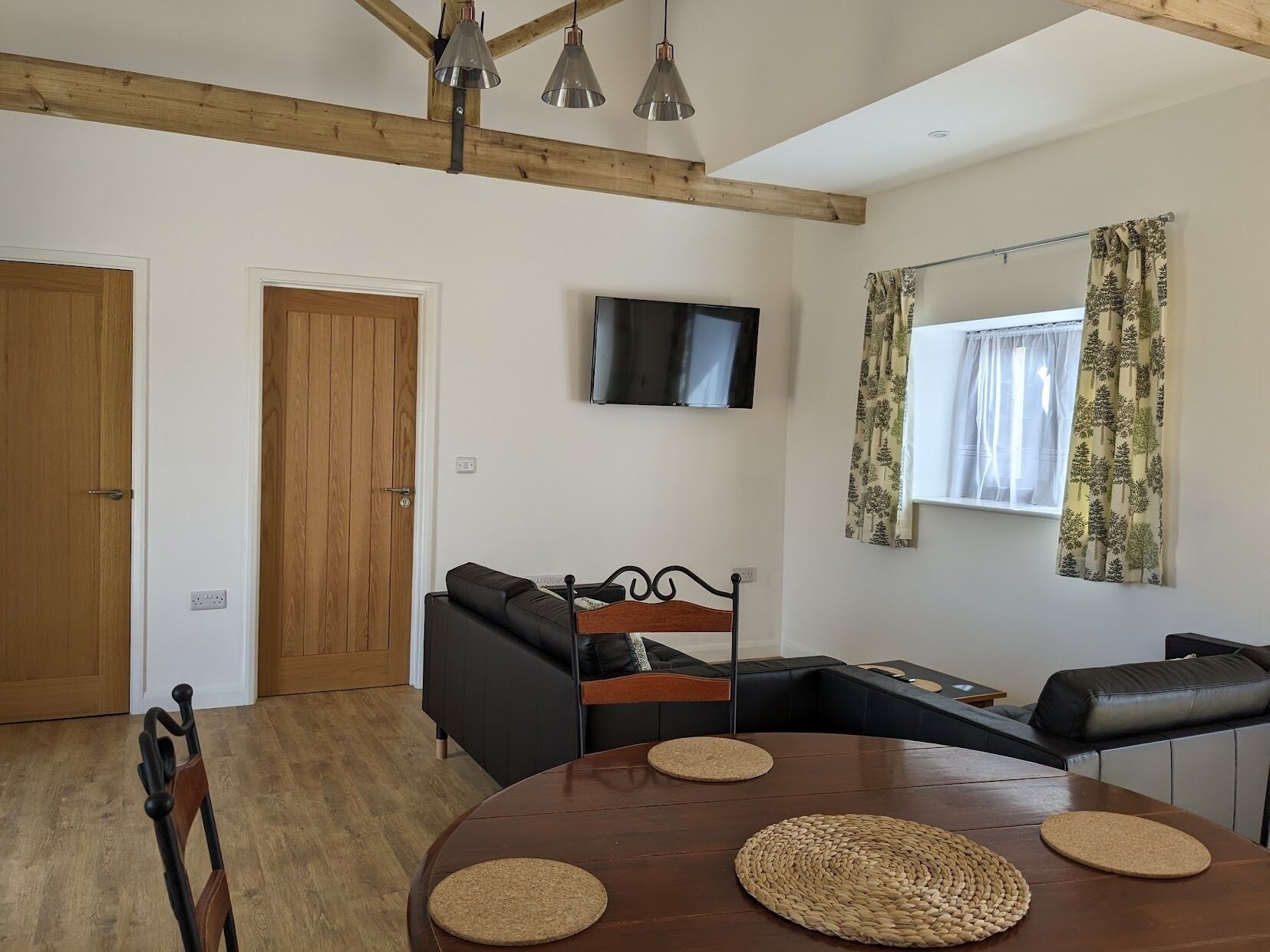 럭셔리 아파트, 앙스위트 (The Parlour) | 다이닝