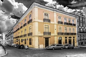 Botón de imagen sin clasificar, 2 de 197