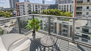 Property grounds - Lux Condo in the Heart of Midtown *FREE PARKING* (Miami)