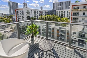 Property grounds - Lux Condo in the Heart of Midtown *FREE PARKING* (Miami)