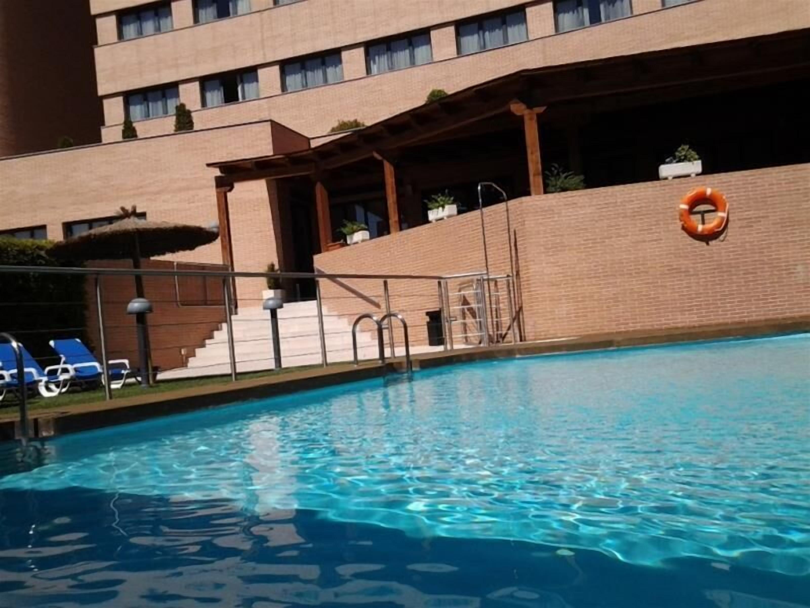 Piscina a l'aire lliure 