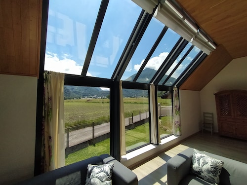 House with breathtaking view of the mountains