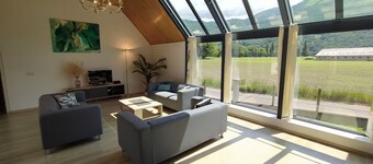 Maison vue sur les montagnes, 50m de la voie verte cyclable
