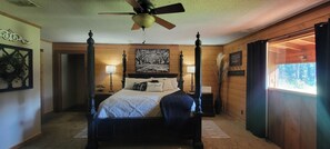 3 bedrooms, free WiFi, bed sheets, wheelchair access