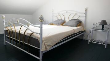 1 chambre, fer et planche Ă repasser, Wi-Fi gratuit