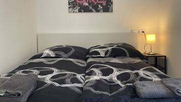 1 室のベッドルーム、WiFi (無料)、ベッドシーツ、車椅子でアクセスできる設備