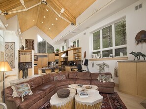 House (Sandstone Chalet) | Living room - Sandstone Chalet (Vail)